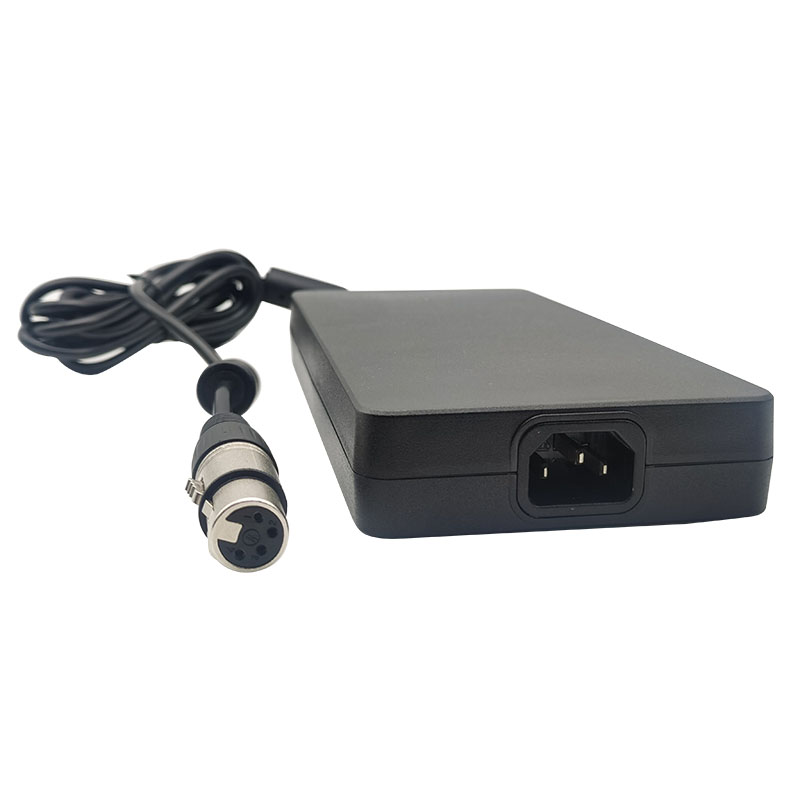 Melyek a gyakori problémák és megoldások a Power adapter?